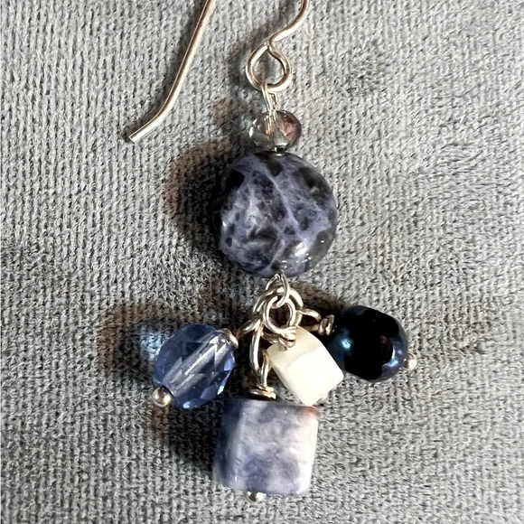 Sterling silver, Sodalite gemstone & Czech bead earrings - Picture 4 of 4